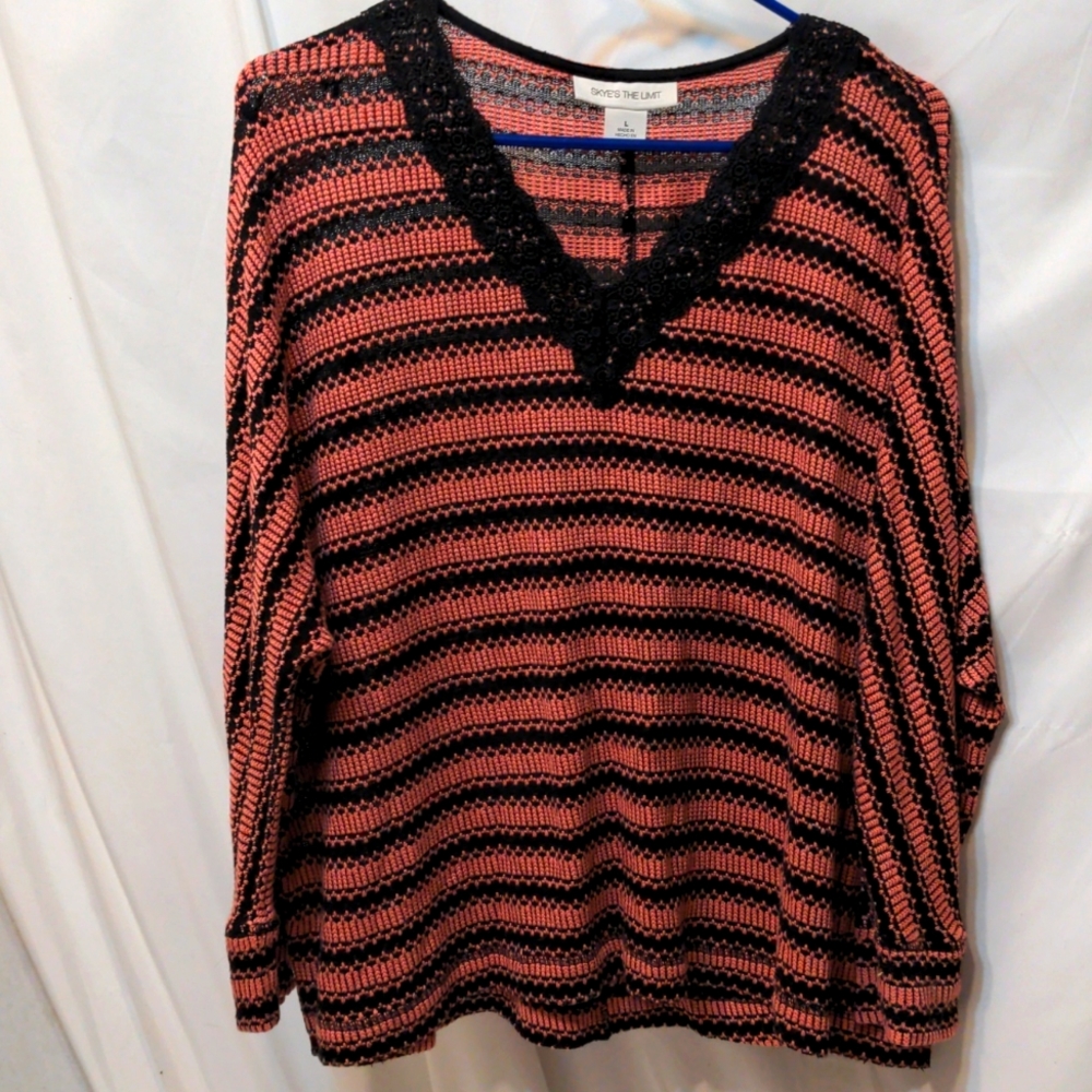 Skye's The Limit sweater size large